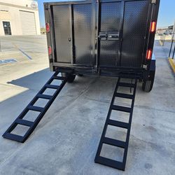 FABRICACION DE TROCAS DE DOMPE Y TRAILAS DE DOMPE CUALKIER MEDIDA SE LA PODEMOS ASER REPARACIONES PARTES PARA TRAILAS AXLE,FENDERS,LLANTAS, CARPAS TOD