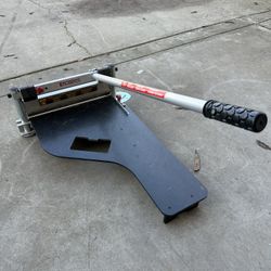 Robert’s 13” Multi-Floor Cutter