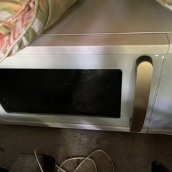 Drew Barrymore Microwave