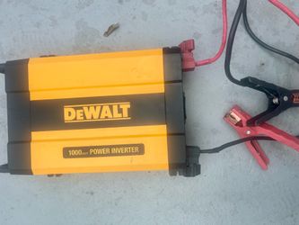 DEWALT 1000W Power Inverter Converter