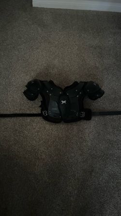 Xenith flyte 2 football shoulder pads