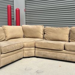 Free Delivery ✨🛋️  Pottery Barn Sectional Sofa Couch