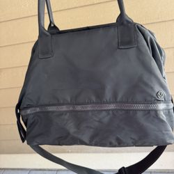 LuLu lemon crossbody bag 
