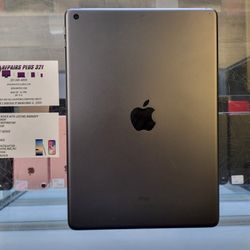 Black iPad 7 32 wifi