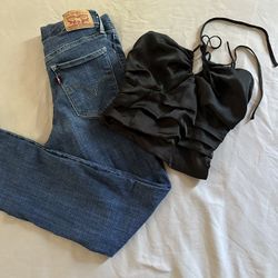 Levi’s & Top Women’s Size S
