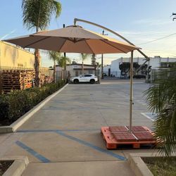 NEW Large Patio Umbrella 10 Foot Tilt Adjustable