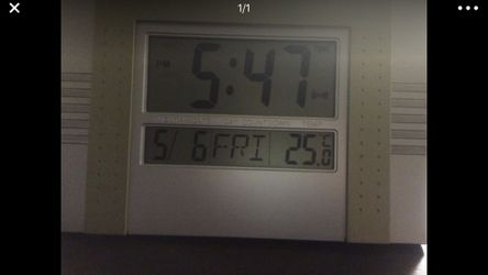 clock month day countdown tempeture alarm