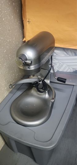 KitchenAid Stand Mixer with Bowl