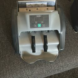 Kolibri Money Counter