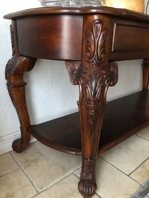 Broyhill Sofa Table