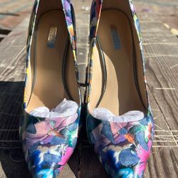 Guess Yellow Leather Flower Print 9 M