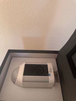 Ring Spotlight Cam Wired - NEW
