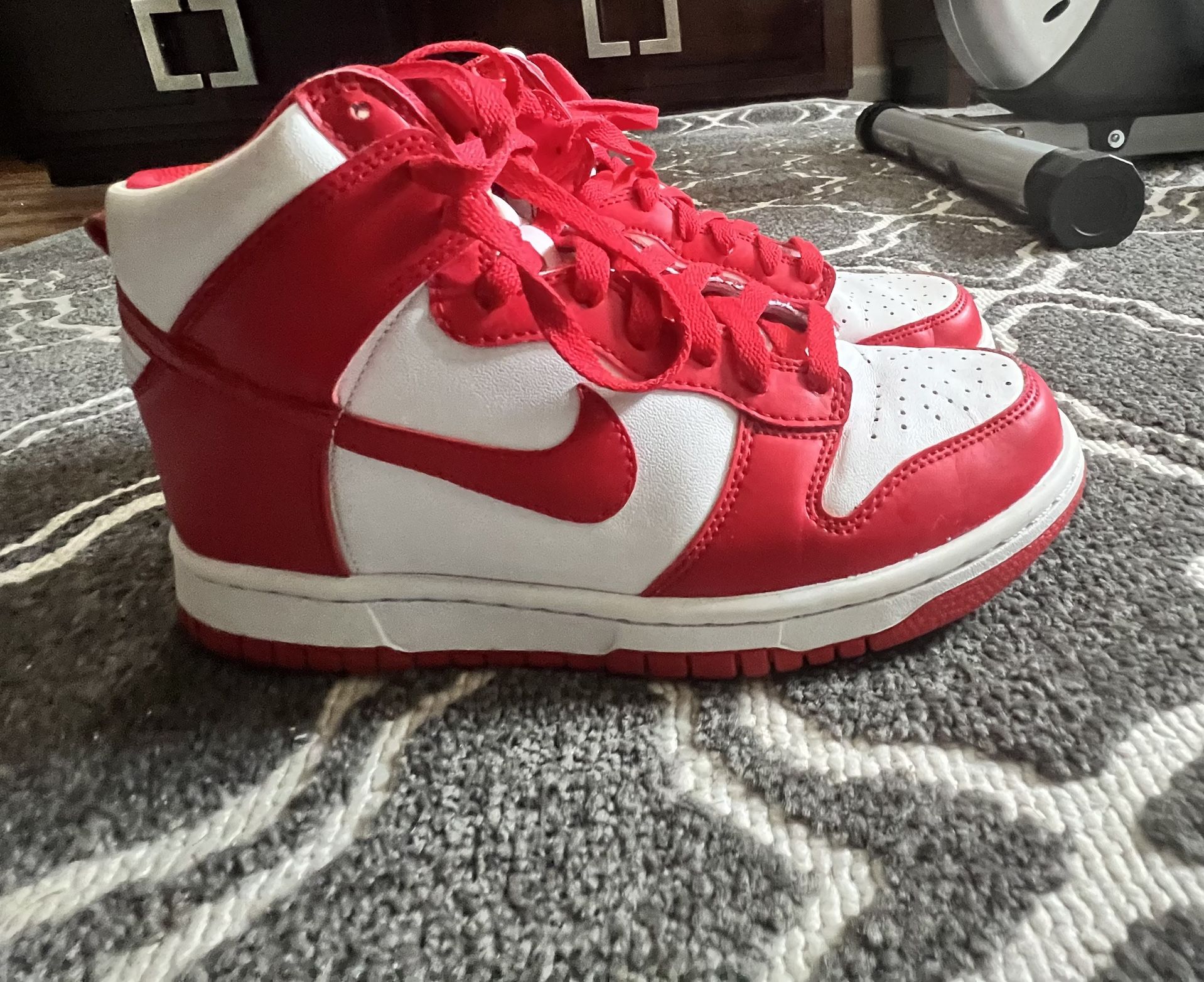 Dunk High 'Championship Red' Women Size 6y. Tennis Zapatos Para Miner