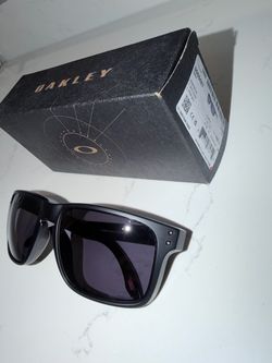 Oakley Holbrook sunglasses