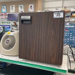 Emerson Mini Fridge 