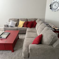 Sectional couch / sofa