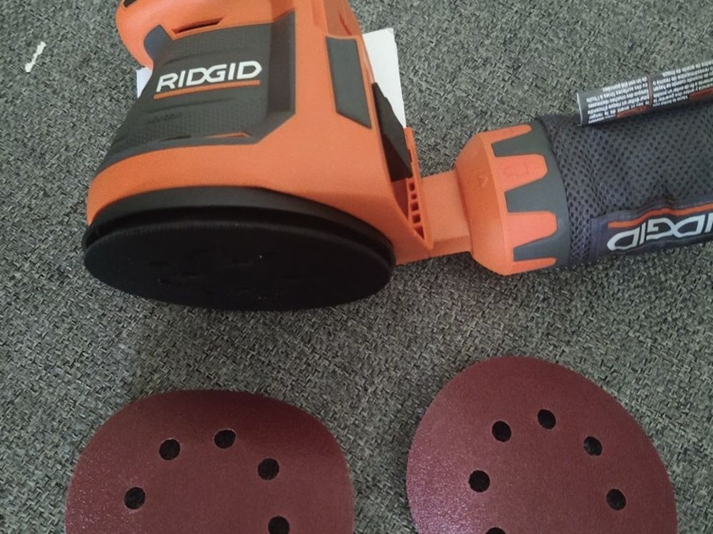 Ridgid 18v Variable Speed Random Orbital Sander New