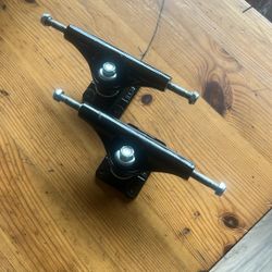 CCS Skateboard Trucks 129mm 
