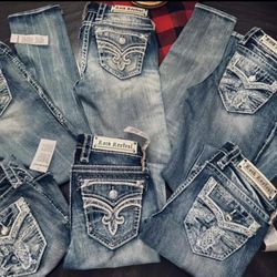 Women 25,24 Rock Revival Skinny Jeans