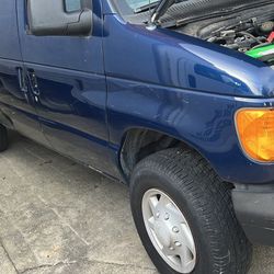 2007 Ford E-250