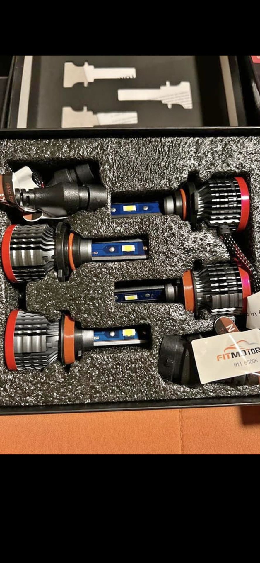 2 Sets Of Lights Total 4 Bulbs