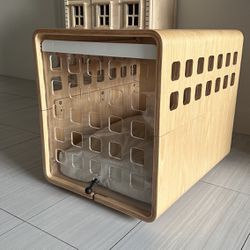 FABLE CRATE FOR DOGS OR CATS 