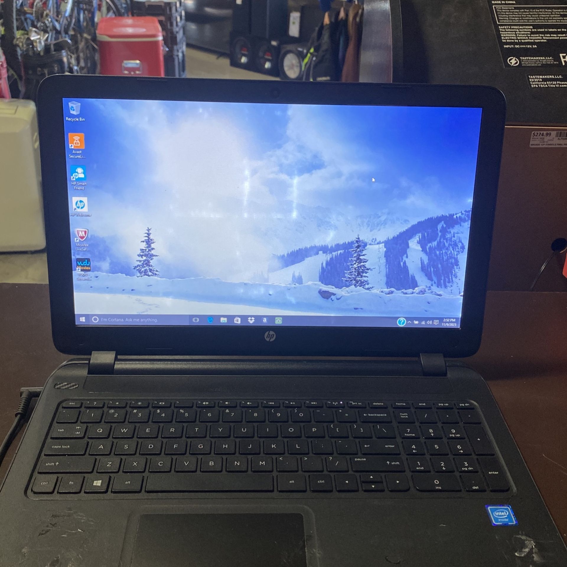 HP 15” Laptop 15F233WM Windows 10 (25280) Alpha Pawn for Sale in