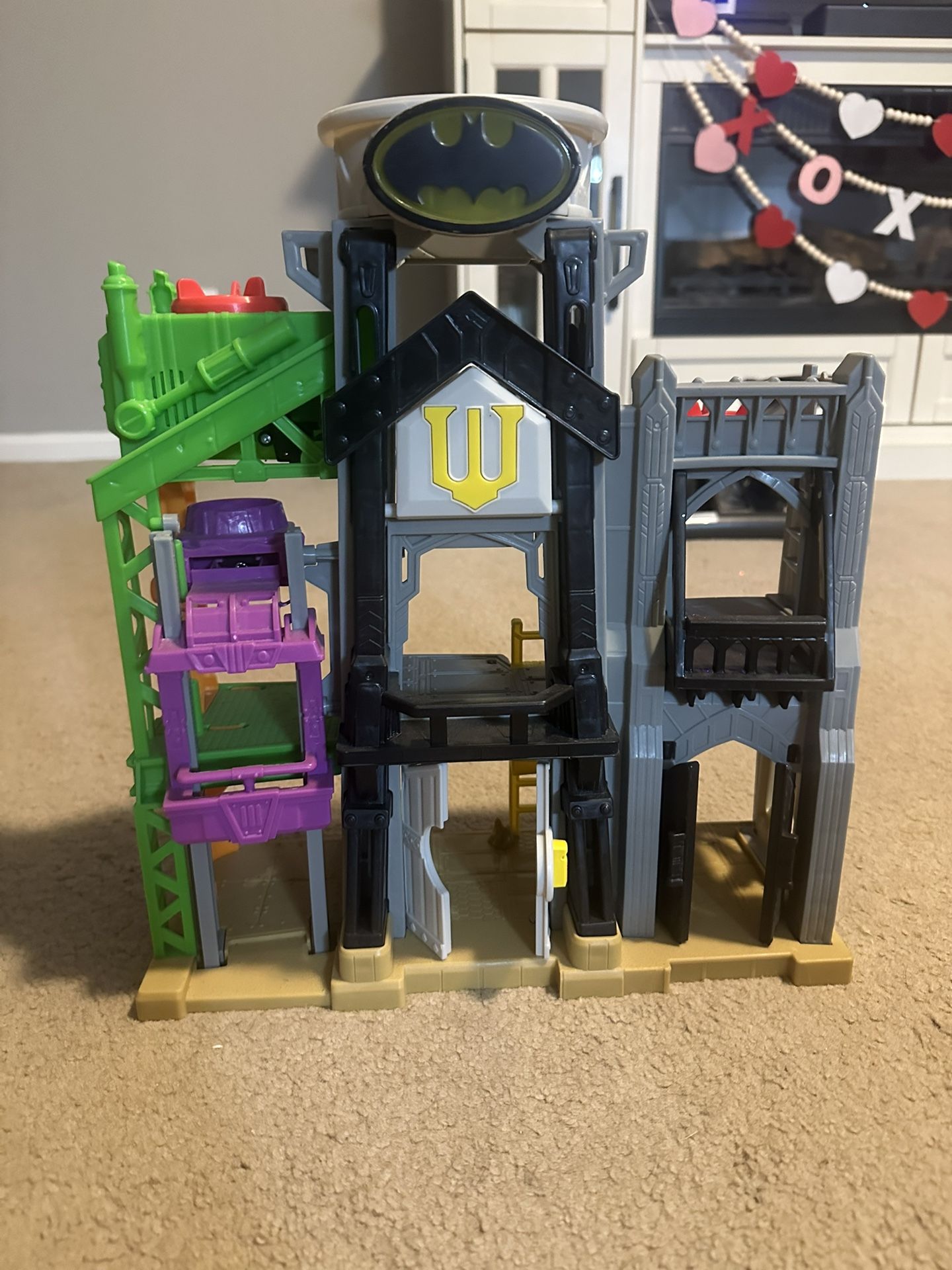 Imaginext DC Super Friends Wayne Manor Gotham Flight