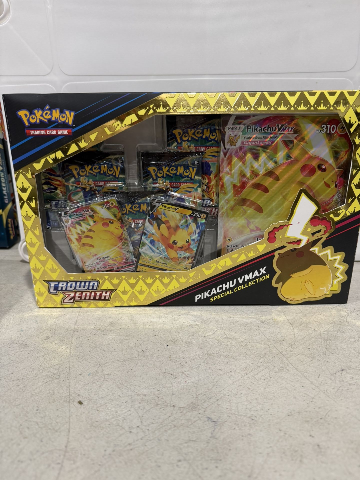Pokémon Crown Zenith Pikachu  Vmax Special Collection