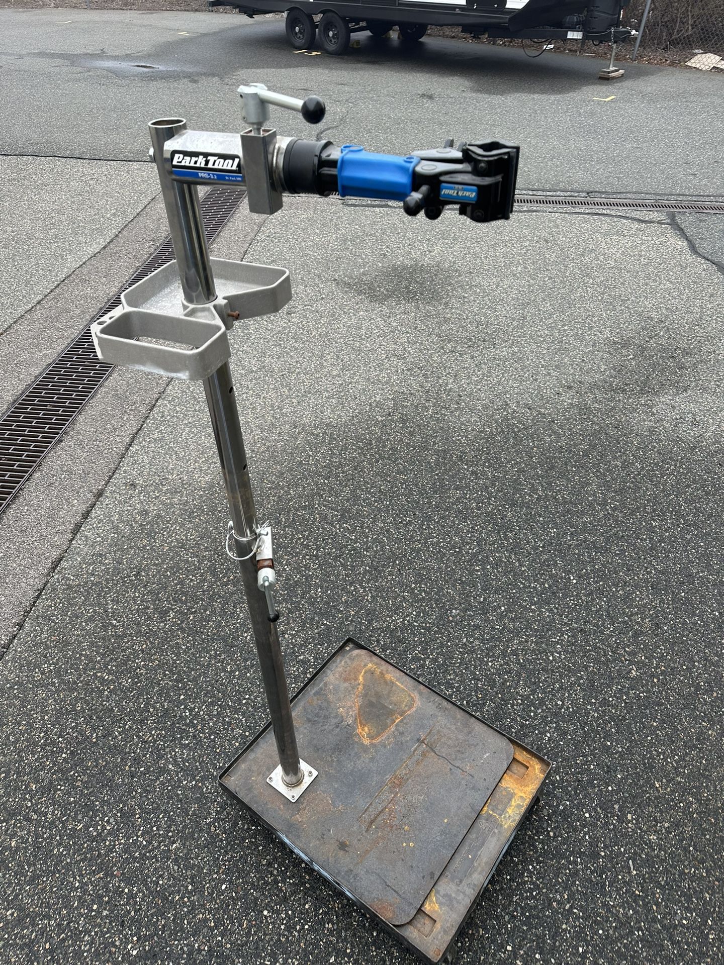 PRS-3.2-2 Deluxe Single Arm Repair Stand (with Stand Base)