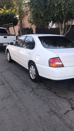 2000 Nissan Altima