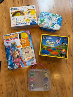 Toys bundle in new or very good condition