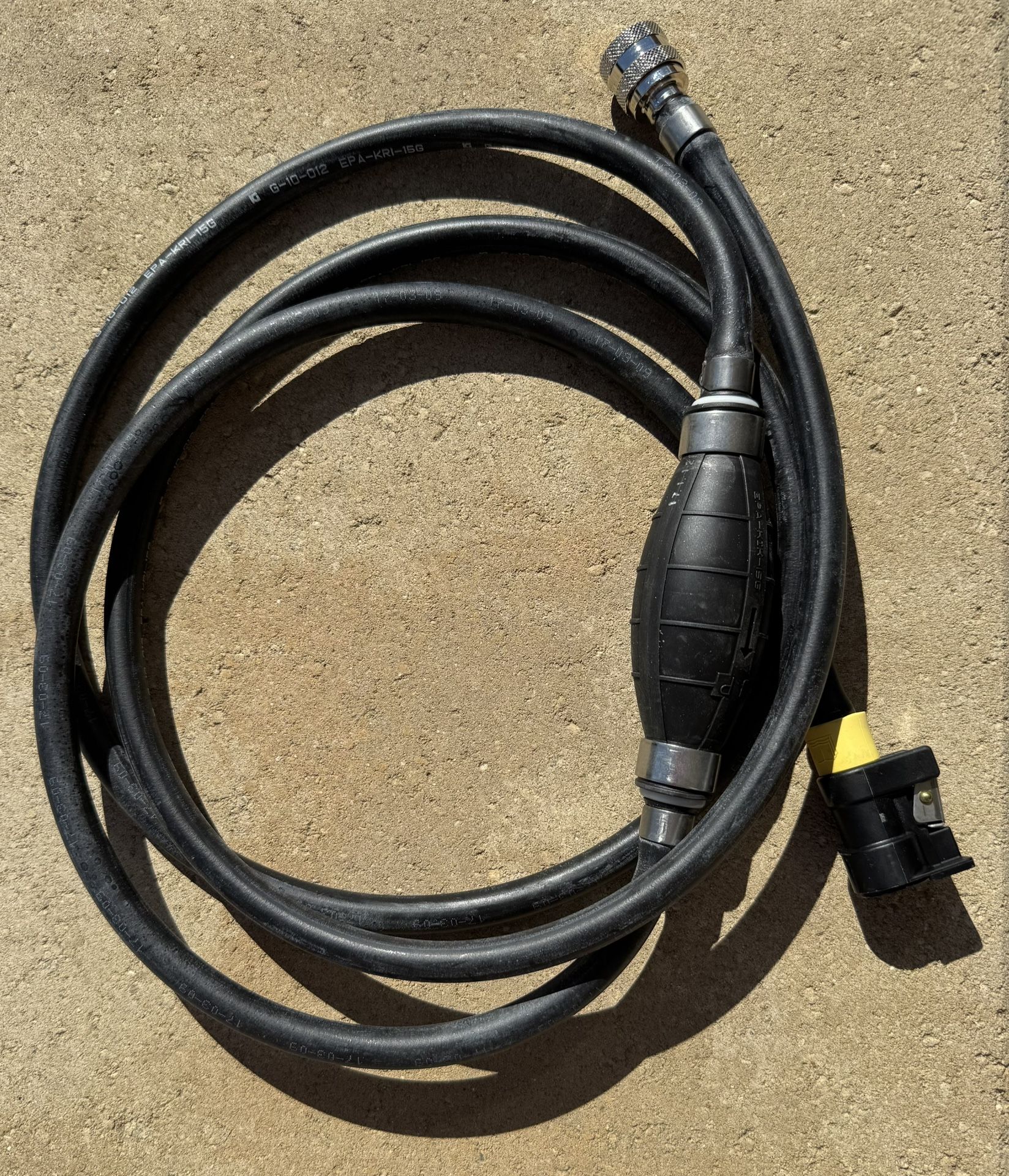 OUTBOARD PRIMER BULB (PUMP) WITH HOSE