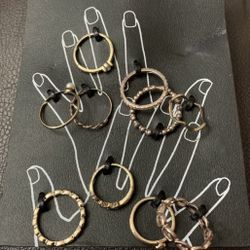  Women's Ring Set Ten Pack With Simulated Pearl and Mixed Rings - Multicolored