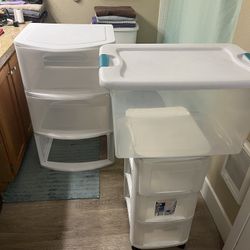 3 Like New Sterlite Bins great Deal Big One Missing Bottom Drawer But Get All 3 For Cheap 