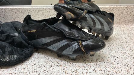 Adidas predator dark spark pack