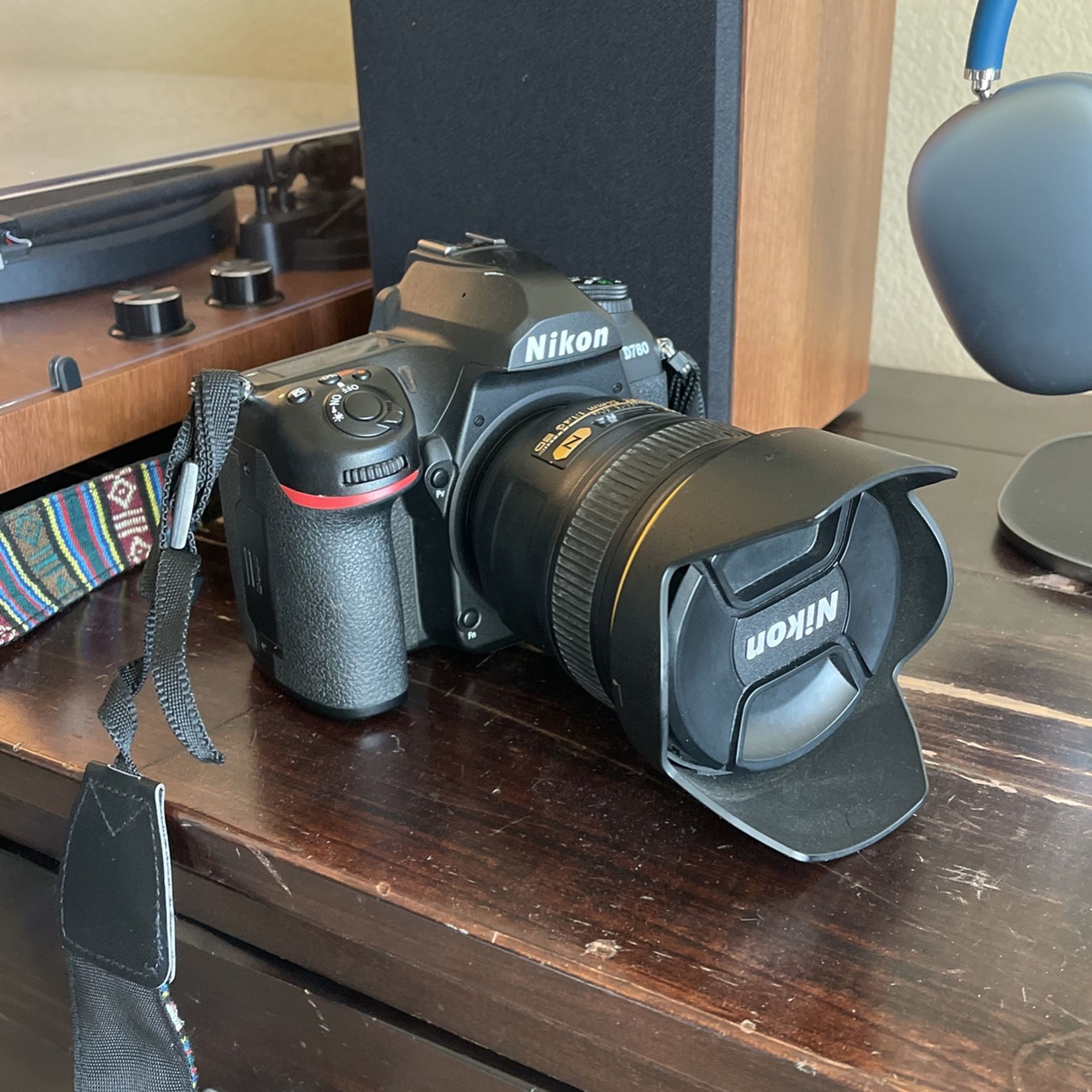 Nikon D780