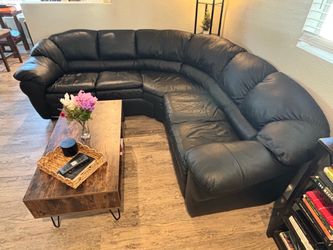 Black Leather Sectional Sofa