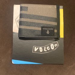 NEW Volcom Men’s Wallet