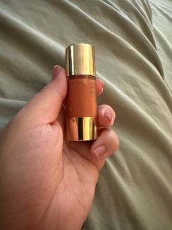 Hourglass liquid blush