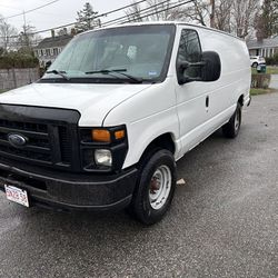 2008 Ford E-350