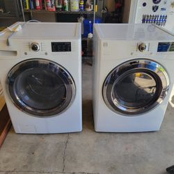 Kenmore Washer and Dryer Set