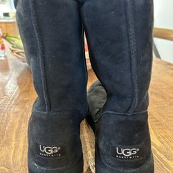 Black Ugg Boots
