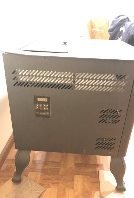 pellet stove ashley apc 1406 like new for Sale in BRODHEADSVLLE, PA -  OfferUp