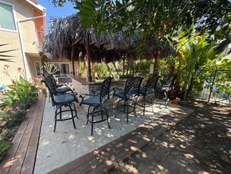 7 patio high chairs