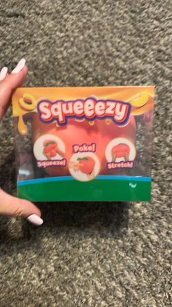 Squeeezy Peach Large squishy