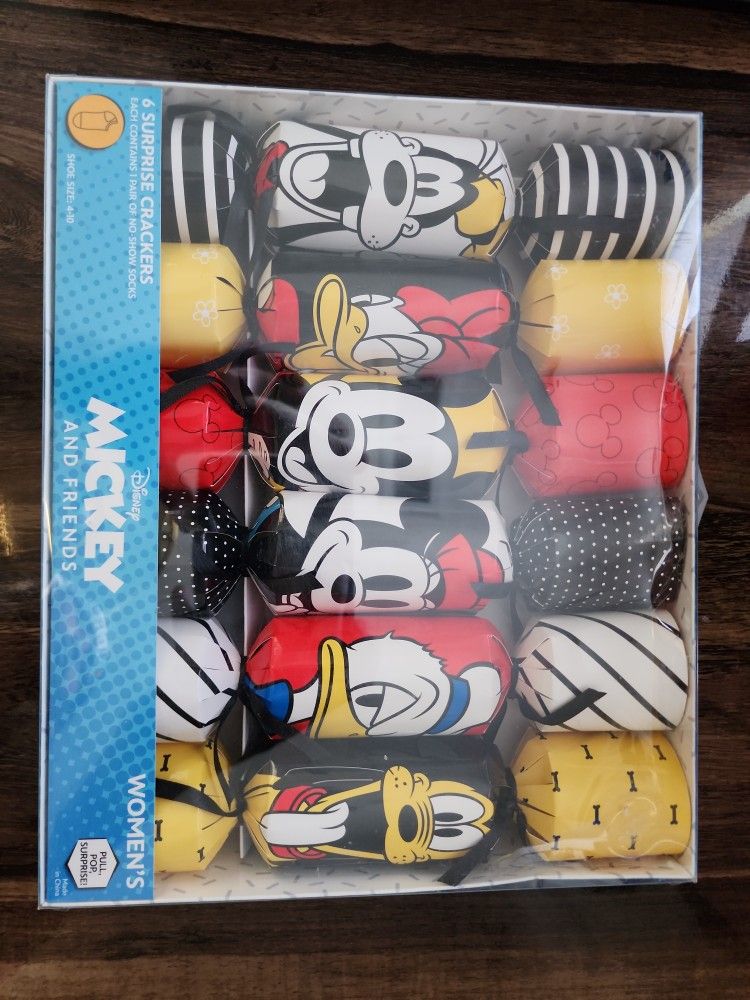 Mickey Mouse And Friends Surprise Crackers