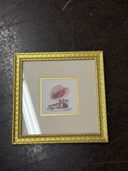 Gold-Tone Textured Frame with Berry Hat Print