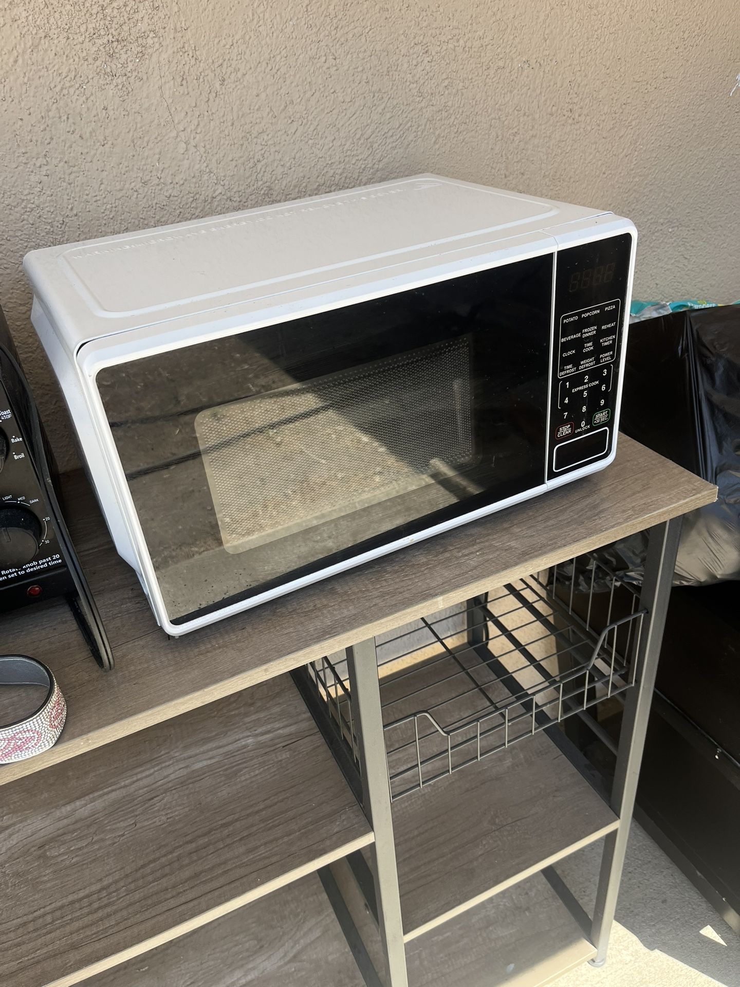 Small microwave
