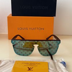 Sunglasses 